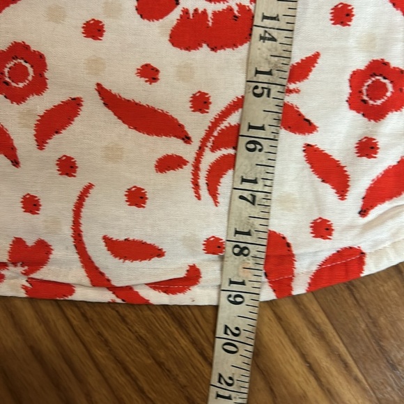 Cupcake and Cashmere Two Purce Red/White Floral Linen Skirt Set SZ Large - Picture 8 of 13